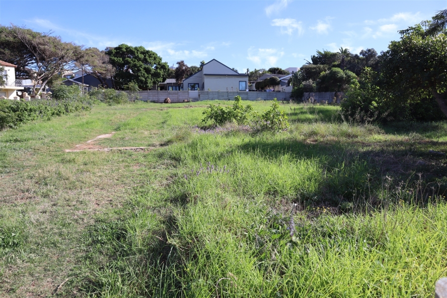 0 Bedroom Property for Sale in Wavecrest Eastern Cape